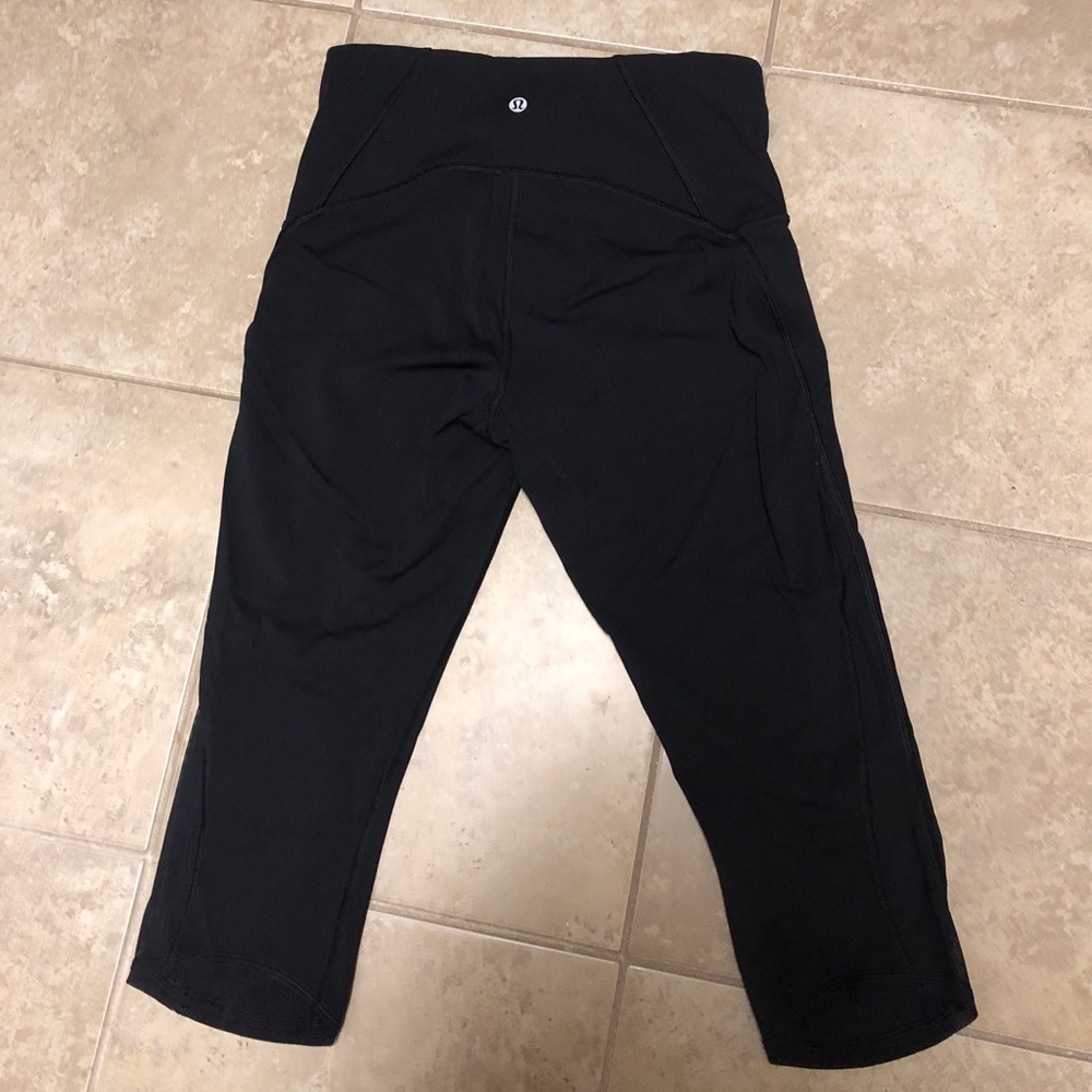 Lulu lemon cropped mesh leggings